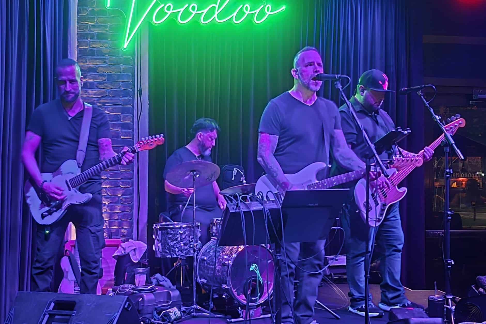 The Gin and Tonics Duo at Lucky Lou's