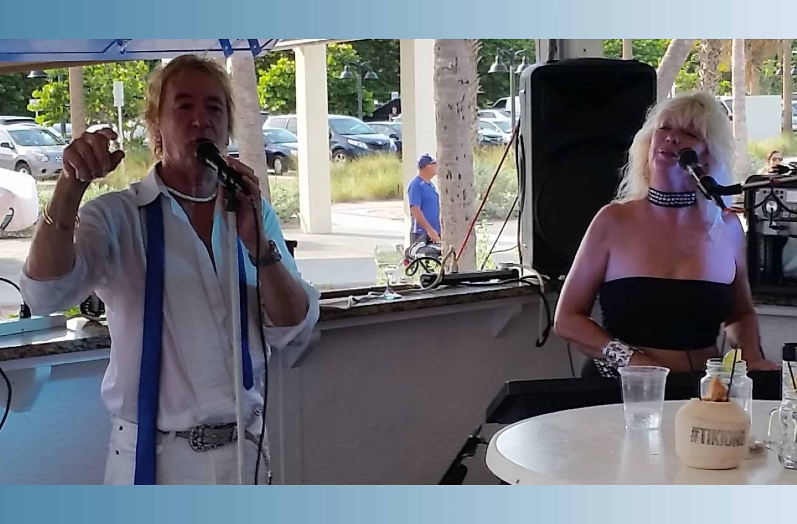 George Orr (Tribute to Rod Stewart) at Tim Finnegan's Irish Pub