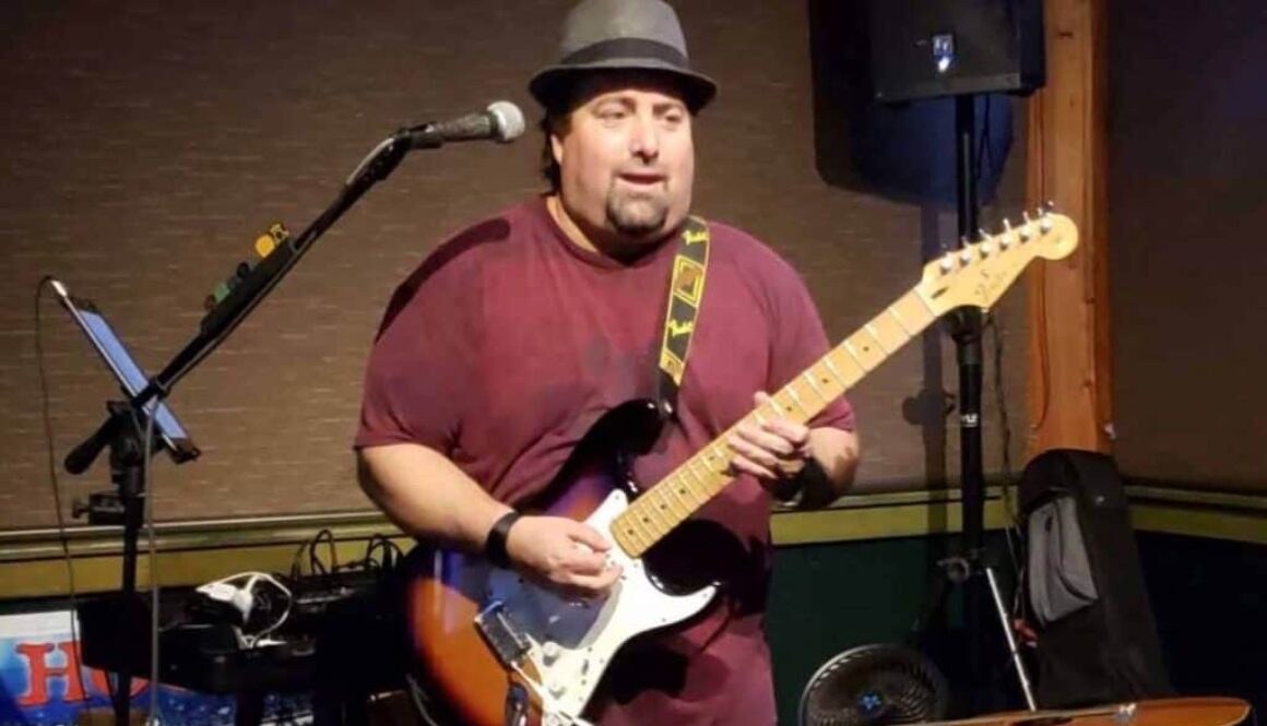 Rob-Arenth-2018-resized-scaled